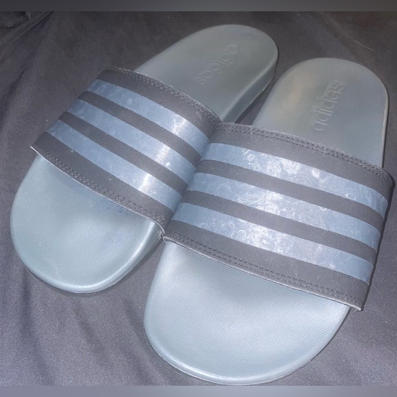 Adidas Adilette Comfort Slides - Picture 6 of 7